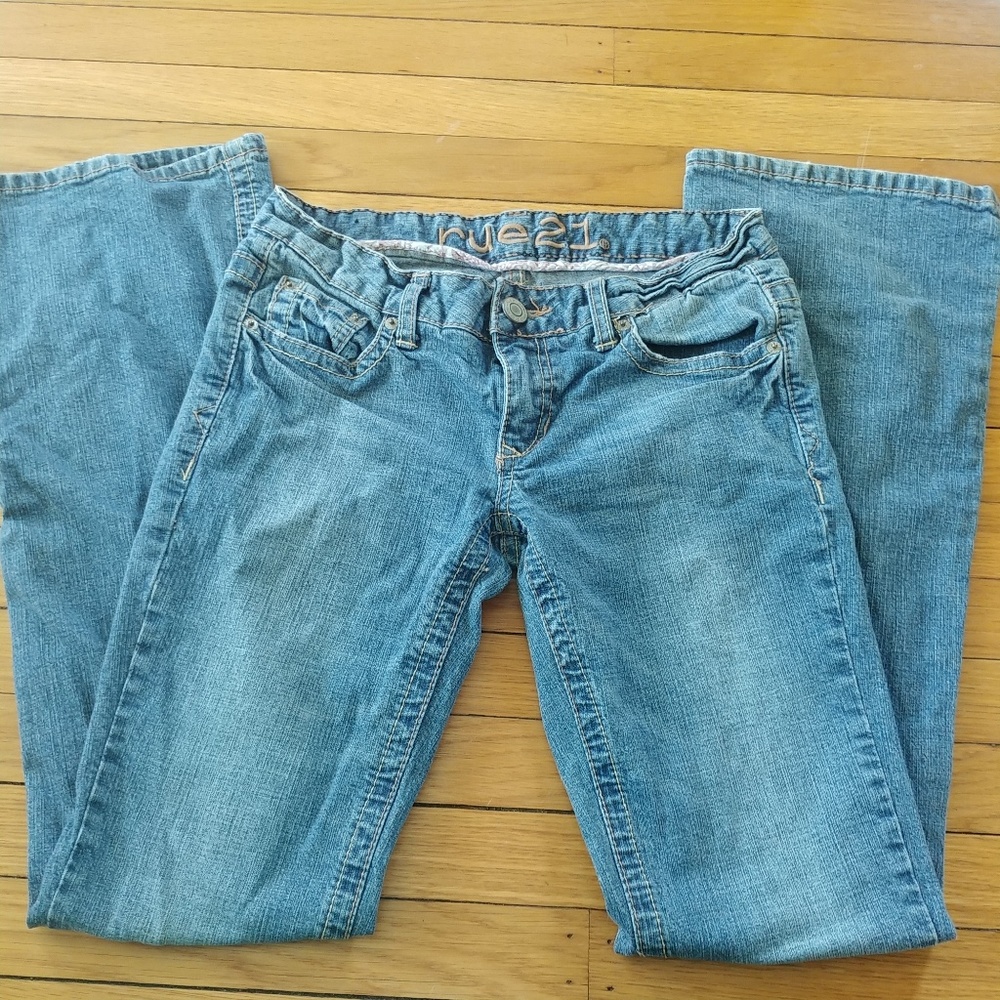 Rue 21 jeans - Picture 2 of 4